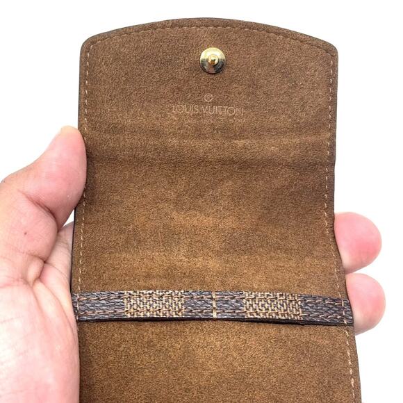 Louis Vuitton Damier Cufflink Case - Picture 7 of 14